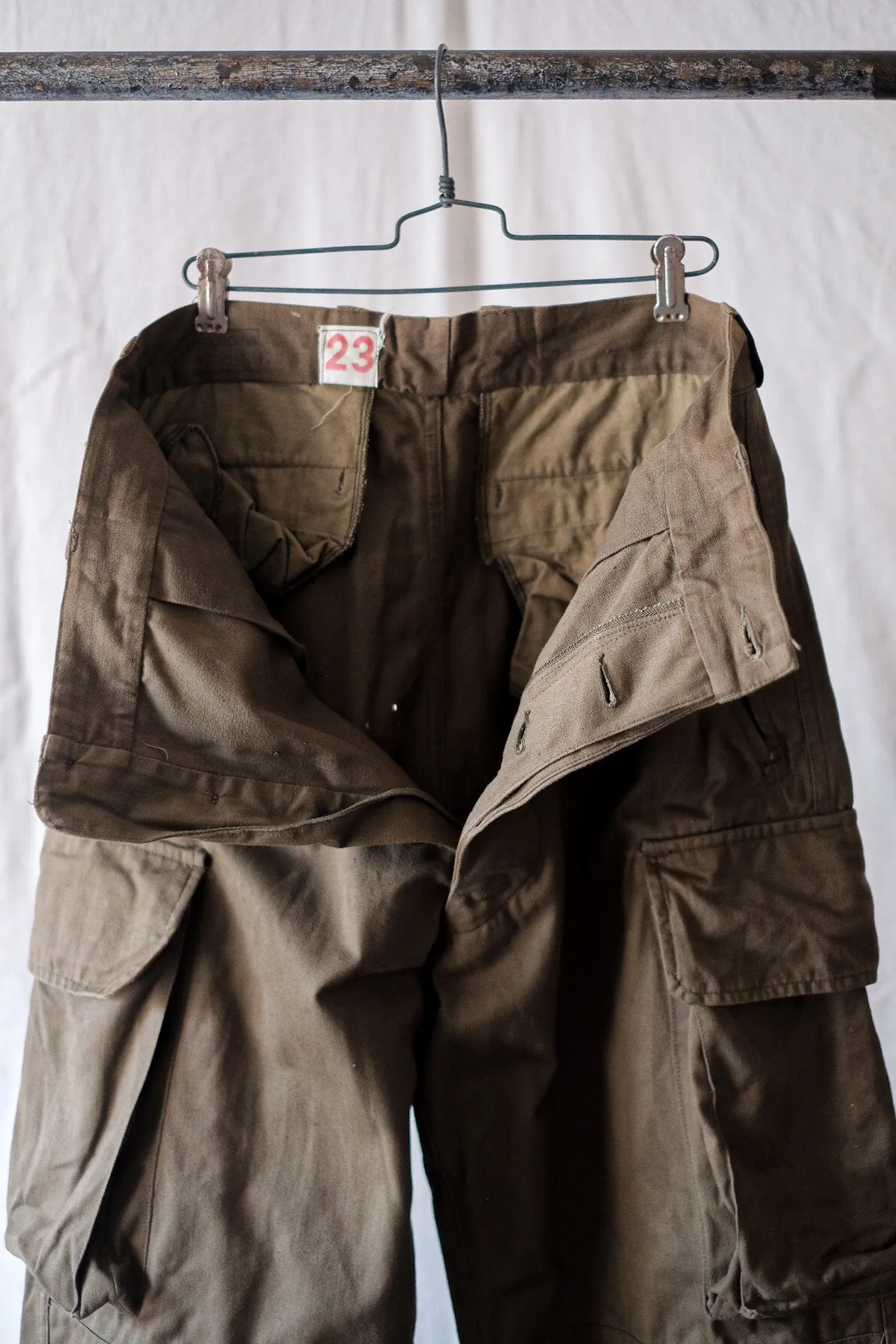 [~ 60's] Taille des pantalons de terrain de l'armée française M47.23