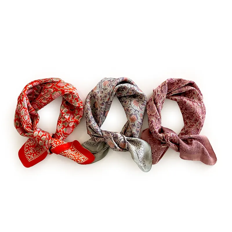 APACHES - PETIT FOULARD MANIKA EN SOIE AMOUR AMETHYSTE - littlecasba.com