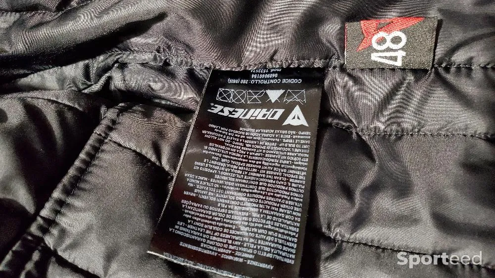 Dainese cuir d'occasion Ajouté le : 25/03/2024
