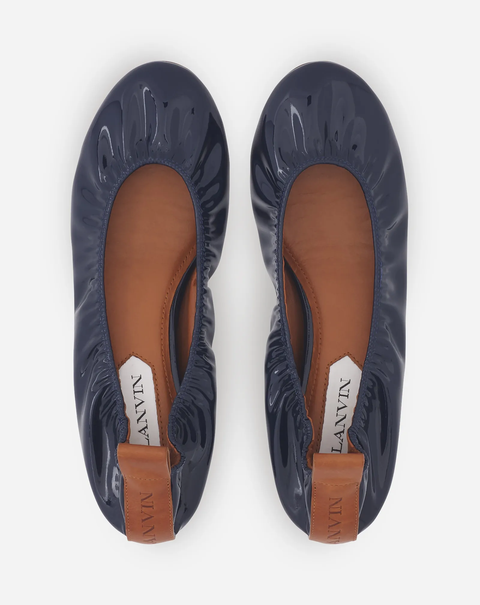 LA BALLERINE EN CUIR BRILLANT