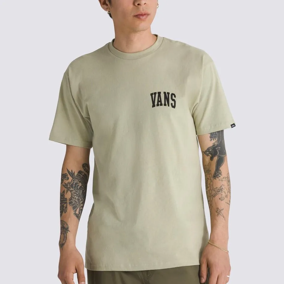 Vans Varsity Type SS Tee Hommes Trouvez des chaussures et des vêtements VANS pour hommes, femmes et enfants sur Axis Boutique. D